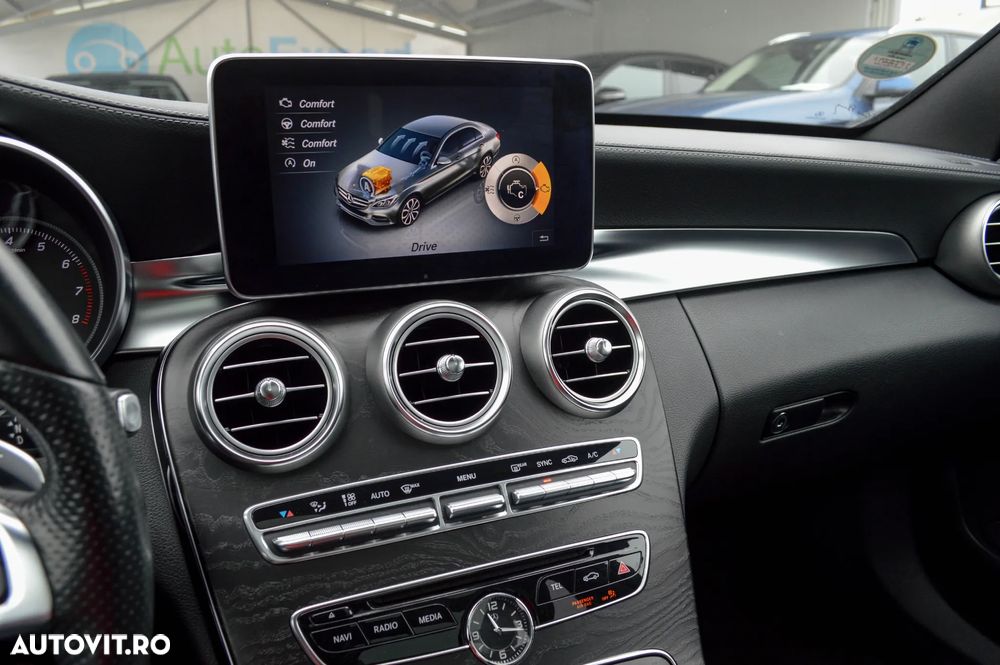 Mercedes-Benz C 180 7G-TRONIC AMG Line - 26