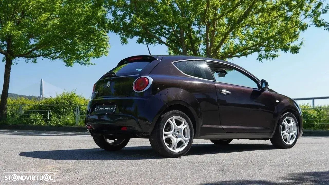 Alfa Romeo MiTo 1.3 JTD Distinctive - 15