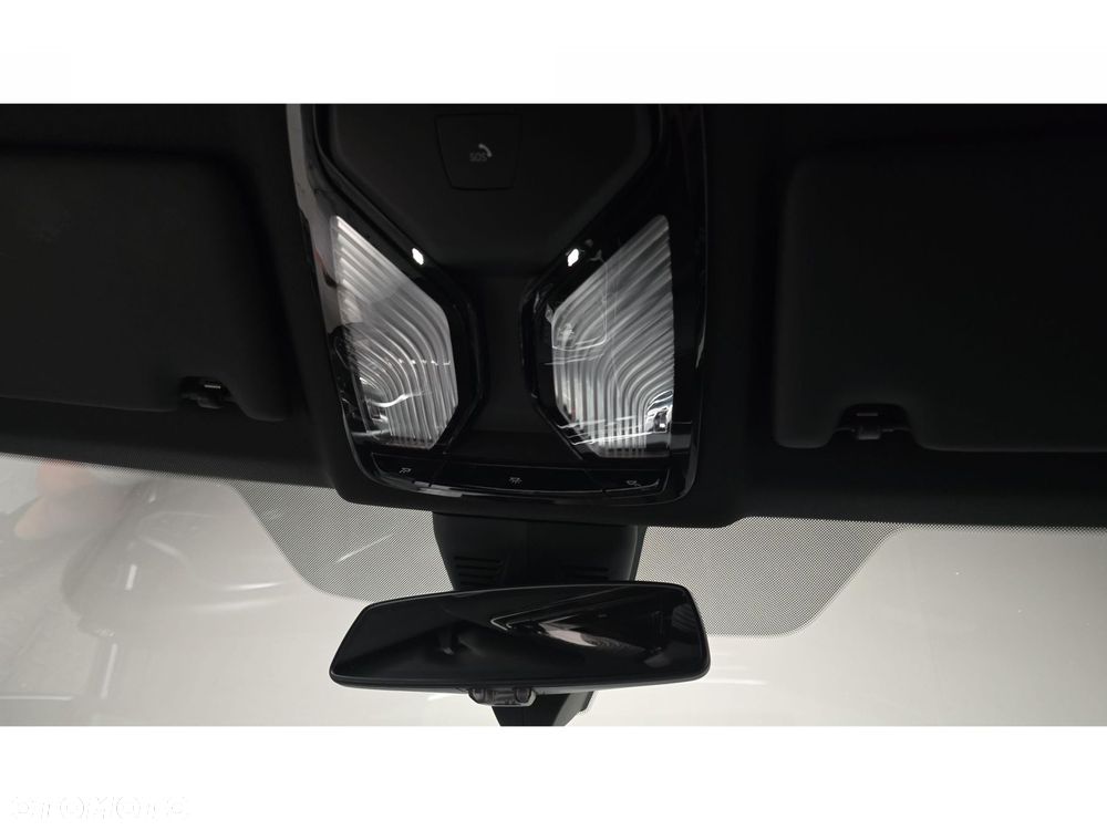 BMW Seria 3 - 33
