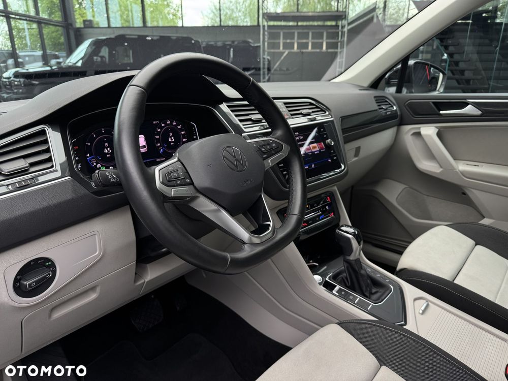 Volkswagen Tiguan 1.5 eTSI Elegance DSG - 10