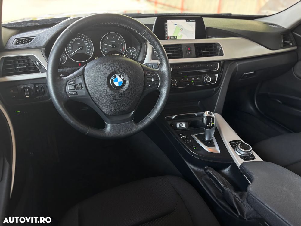 BMW Seria 3 316d Touring Aut. - 12
