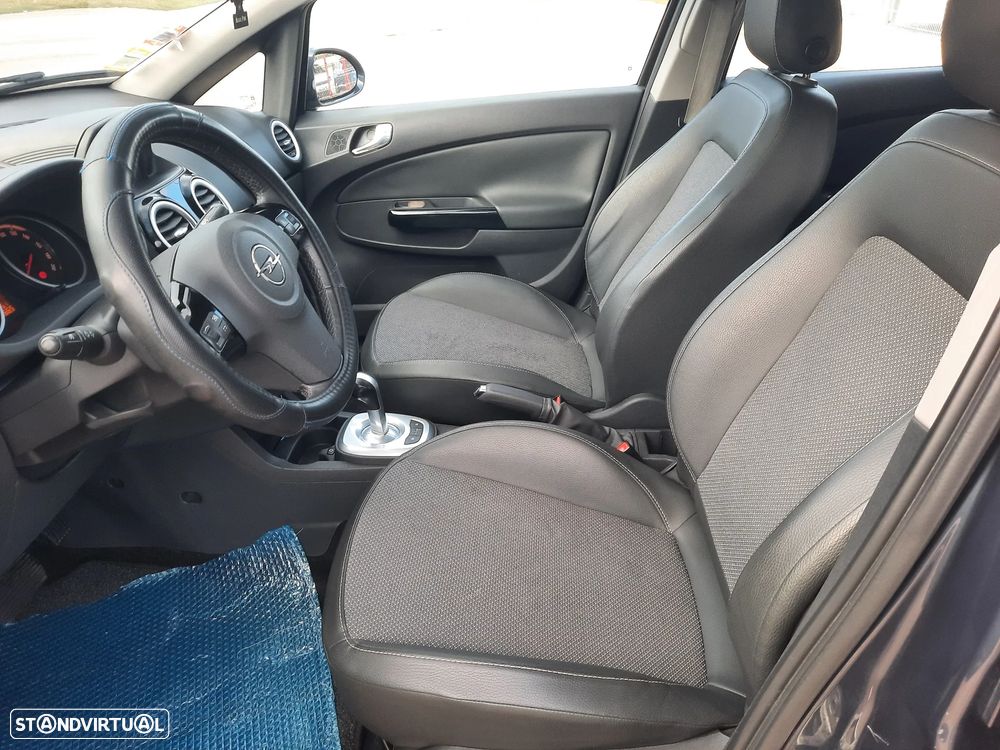 Opel Corsa 1.2 Cosmo Easytronic - 18