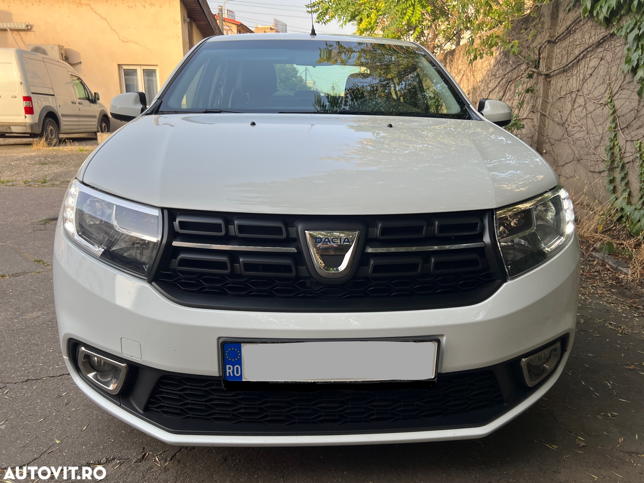 Dacia Logan 1.0 SCe Ambiance - 11