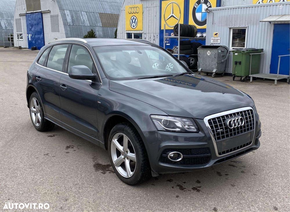 Dezmembrez Audi Q5 2009 + - 1