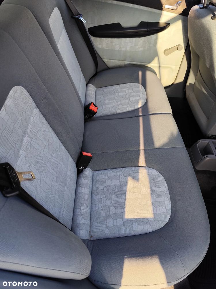 Skoda Fabia 1.4 16V Comfort - 8