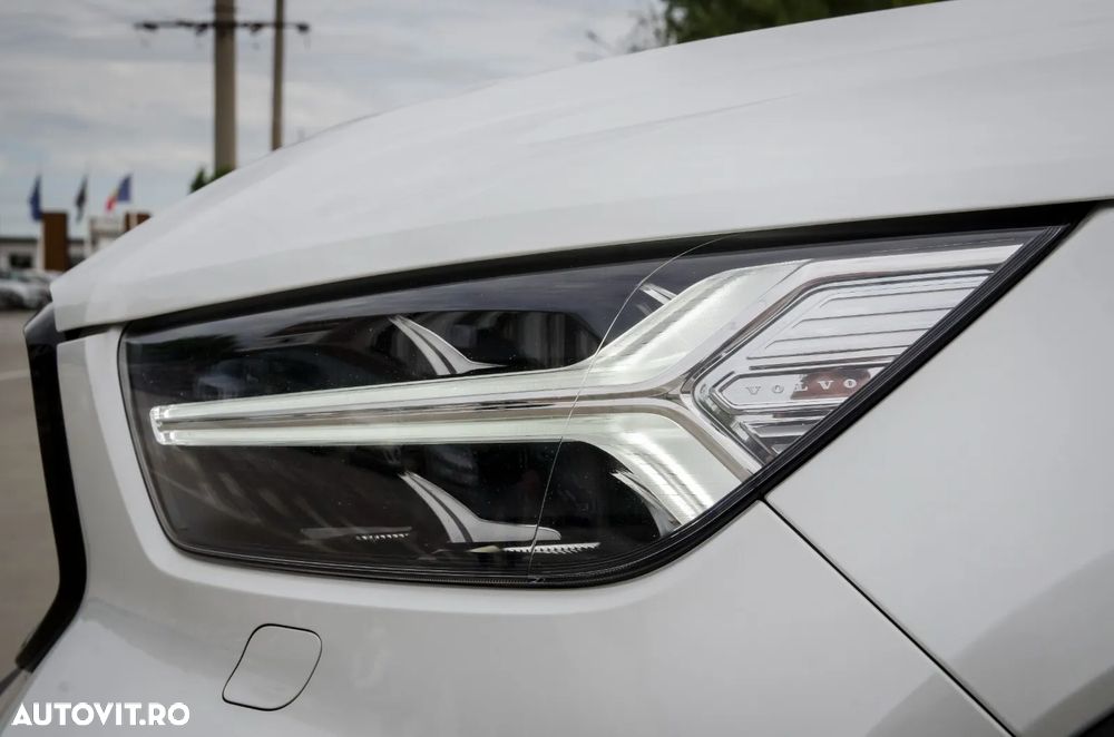 Volvo XC 40 D4 AWD Geartronic R-Design - 14