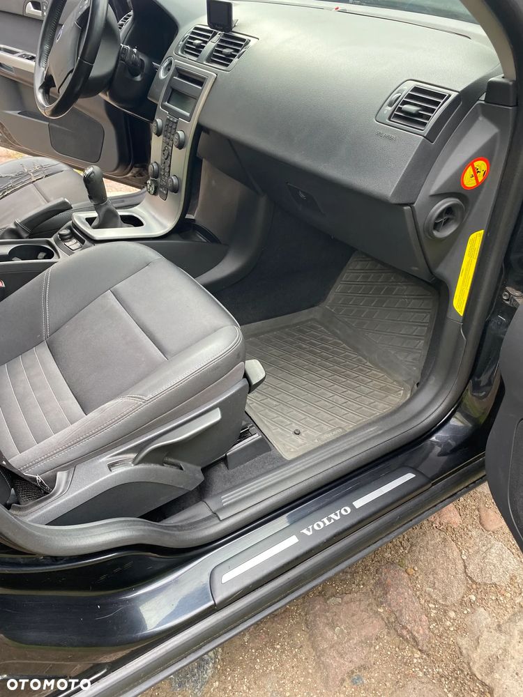Volvo V50 - 10