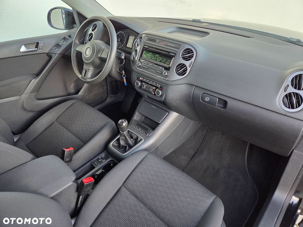 Volkswagen Tiguan - 10