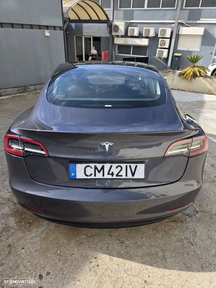 Tesla Model 3 - 19