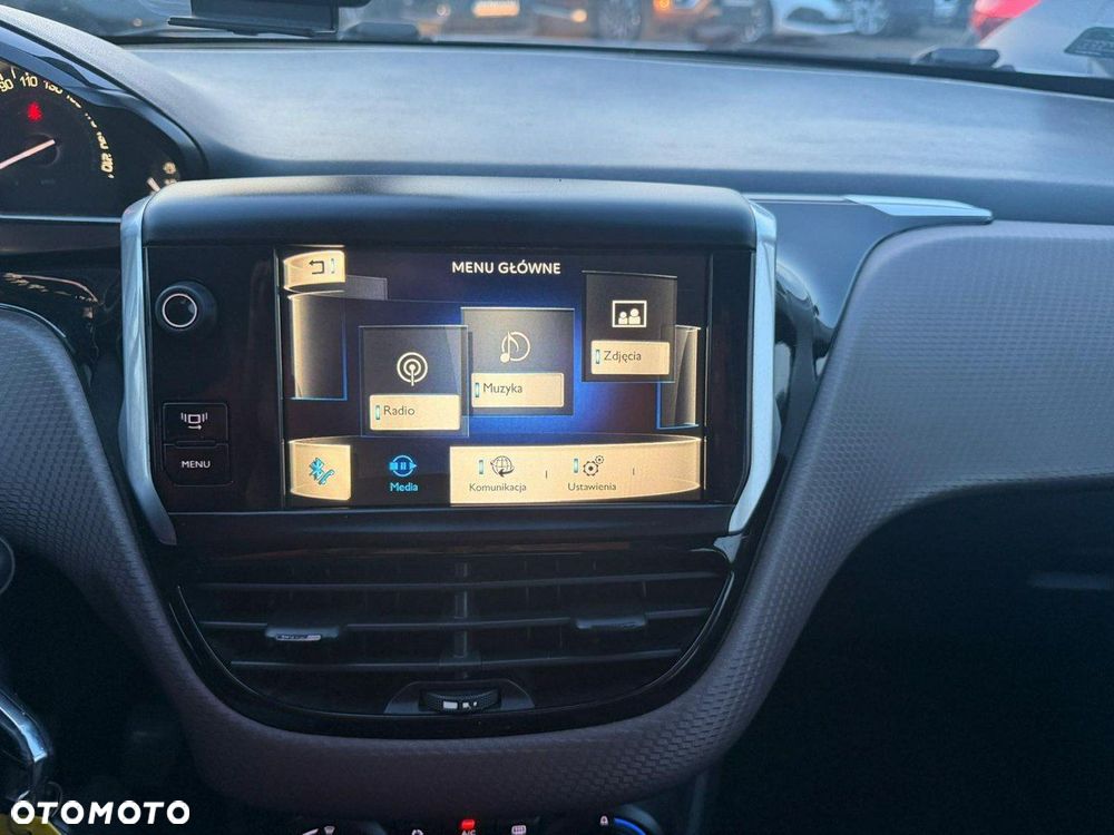 Peugeot 2008 - 22