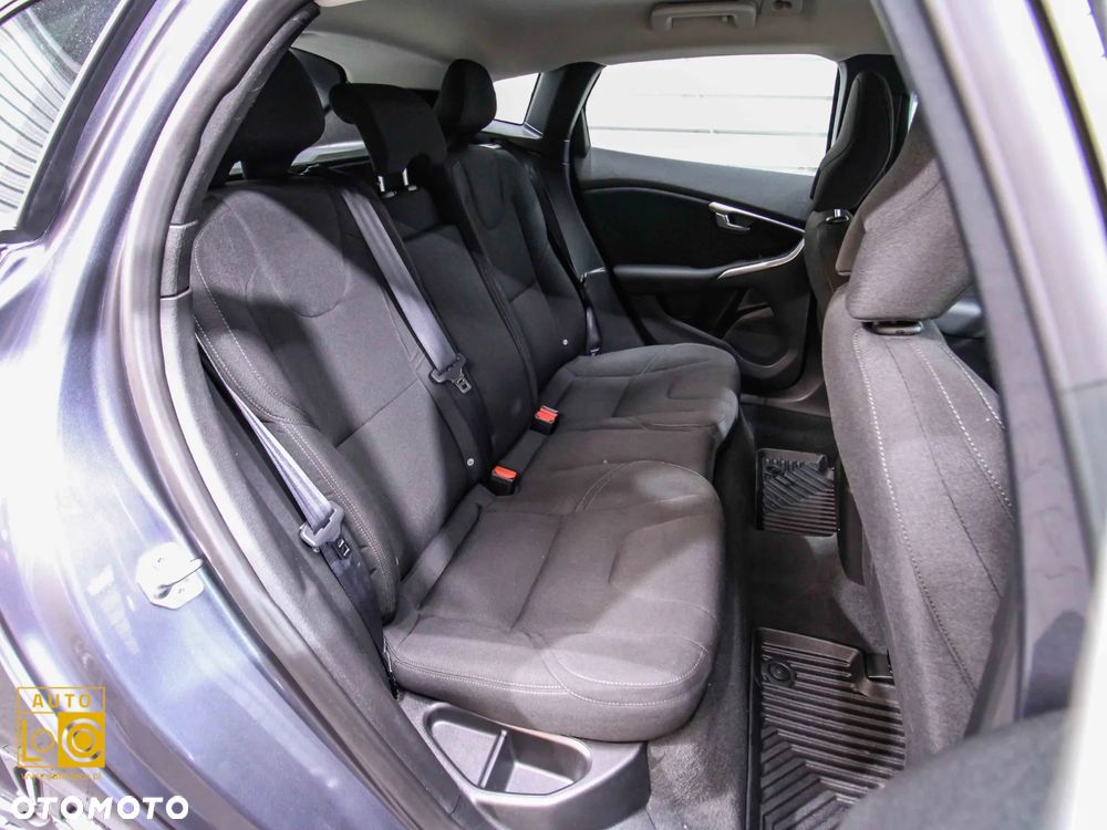 Volvo V40 Cross Country T4 AWD Geartronic Momentum - 11