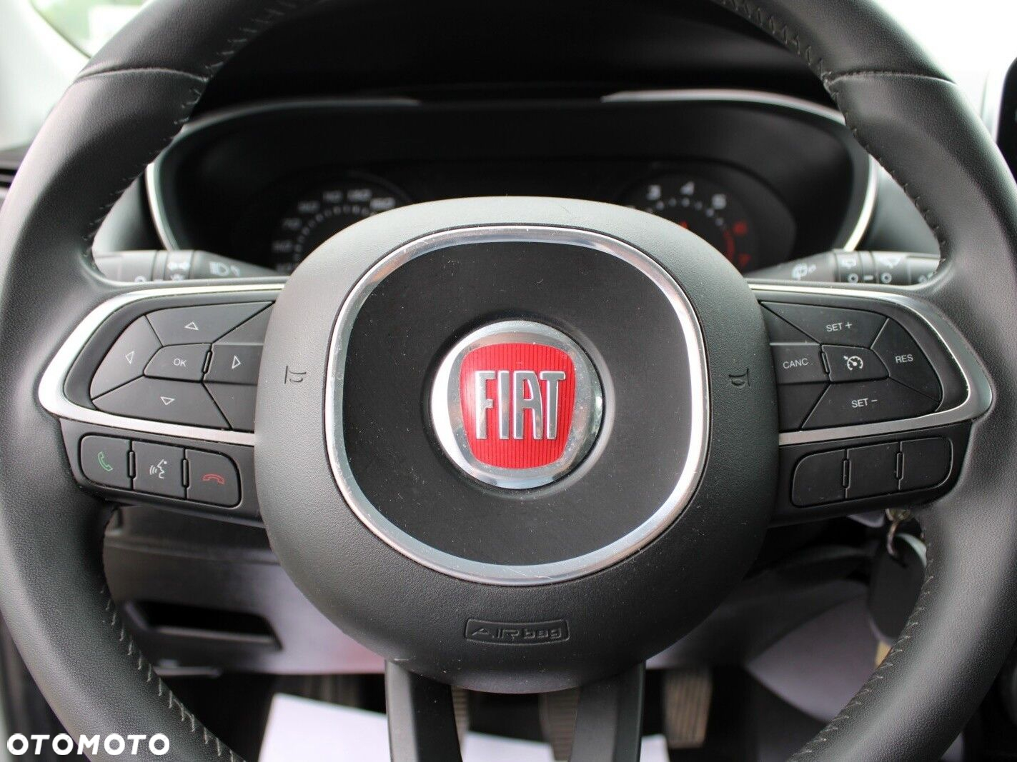Fiat Tipo 1.4 T-Jet 16v Lounge EU6d - 19
