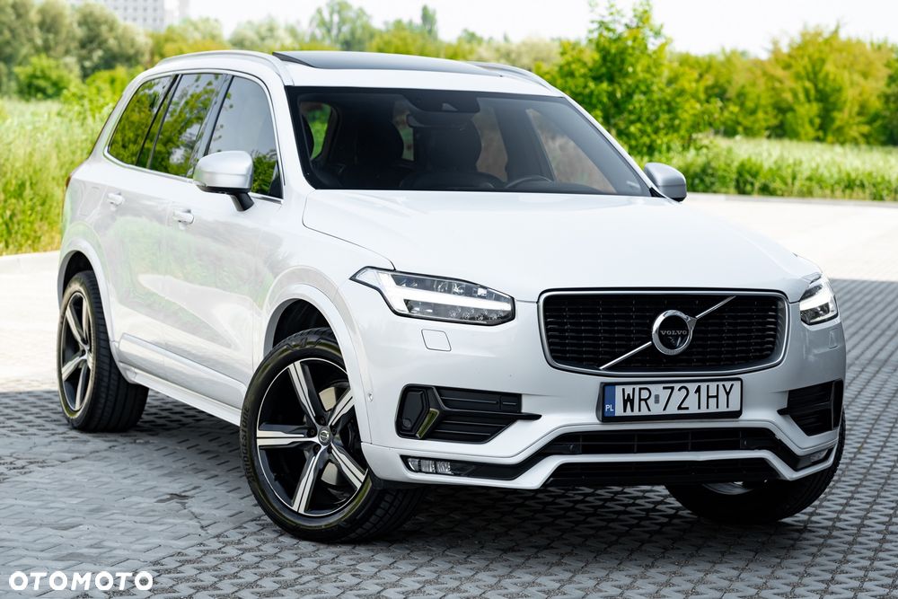 Volvo XC 90 - 1
