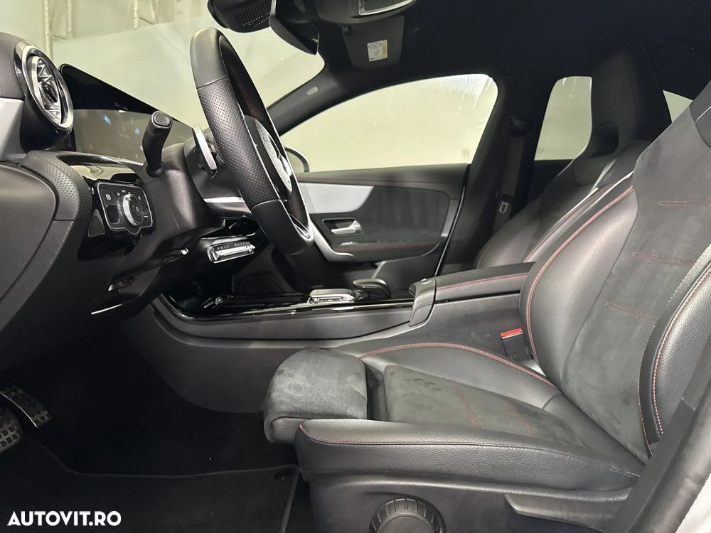Mercedes-Benz CLA 250 e 8G-DCT AMG Line - 25