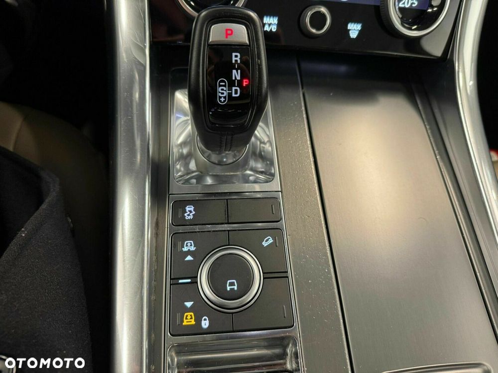 Land Rover Range Rover Sport - 23