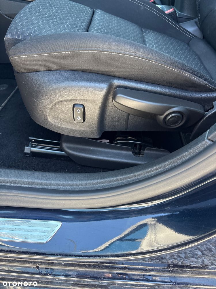 Opel Astra 1.6 D Start/Stop Automatik 120 Jahre - 23