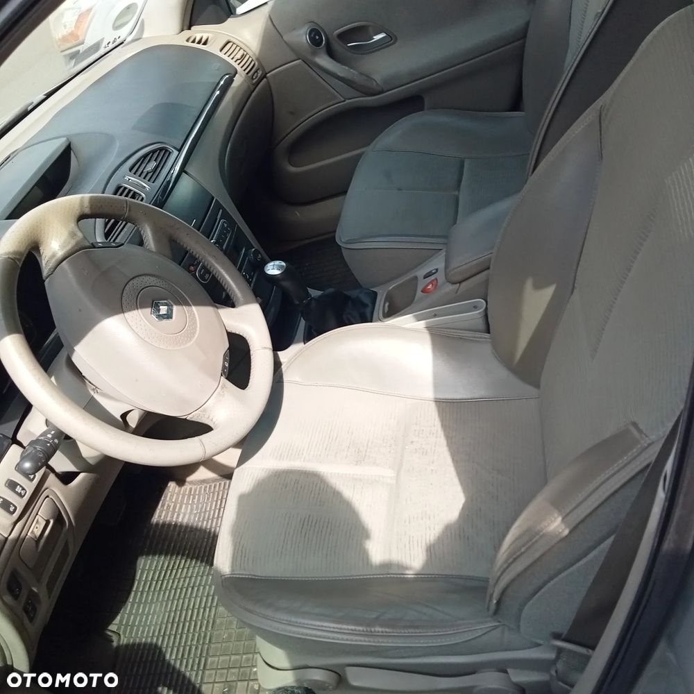 Renault Laguna - 7