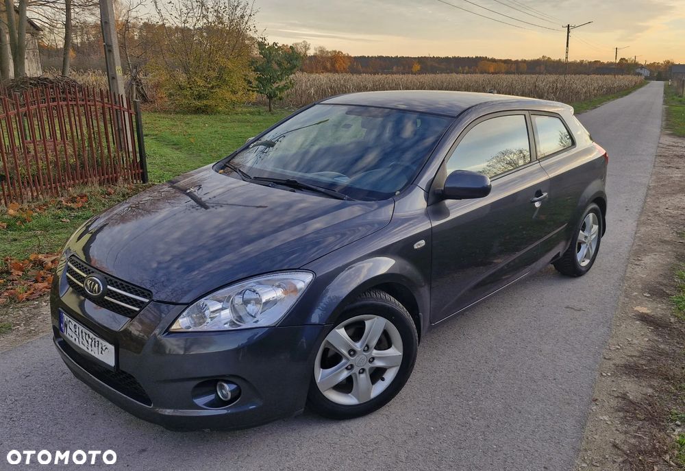 Kia Ceed Cee'd 1.4 Comfort - 4