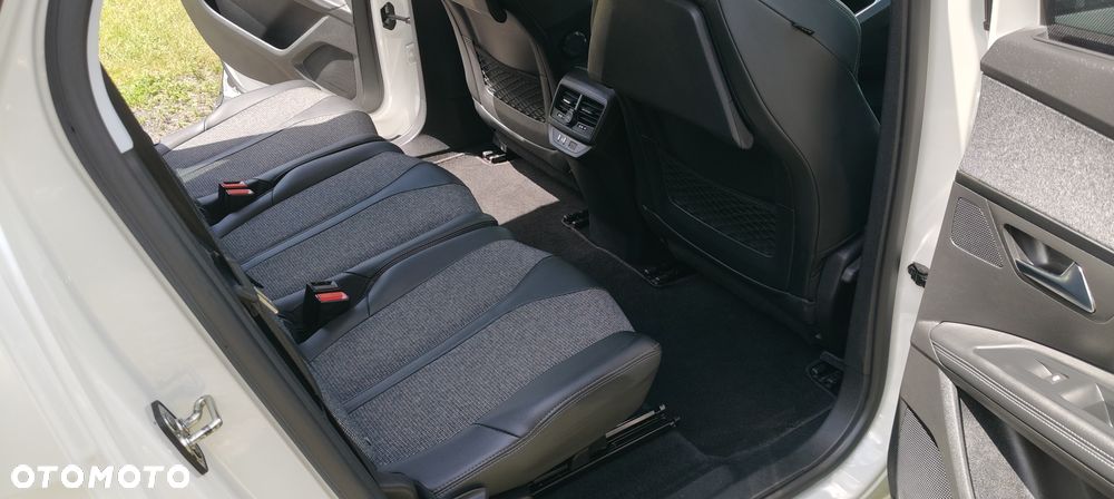 Peugeot 5008 BlueHDi 130 EAT8 Allure - 19