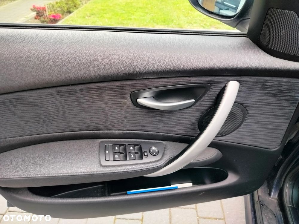BMW Seria 1 - 19