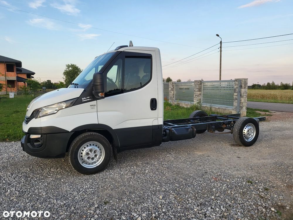 Iveco 35S16 Hi-Matic - 1