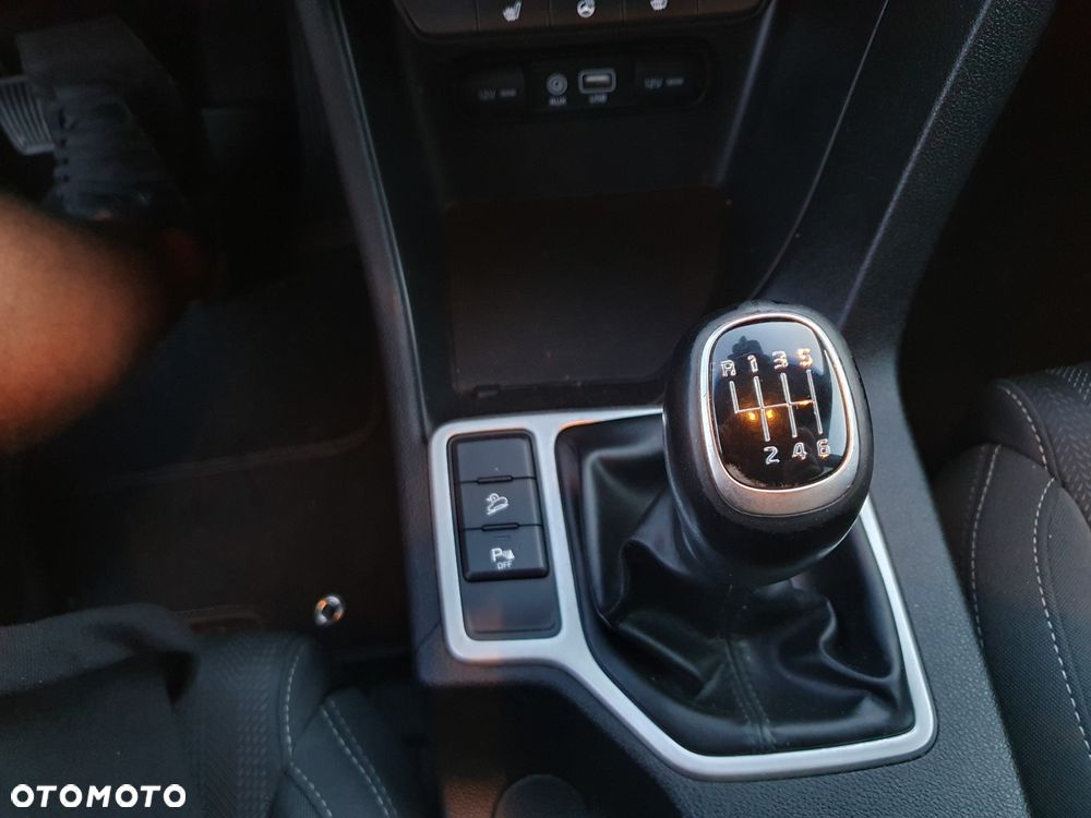 Kia Sportage 1.6 GDI Business Line L 2WD - 35