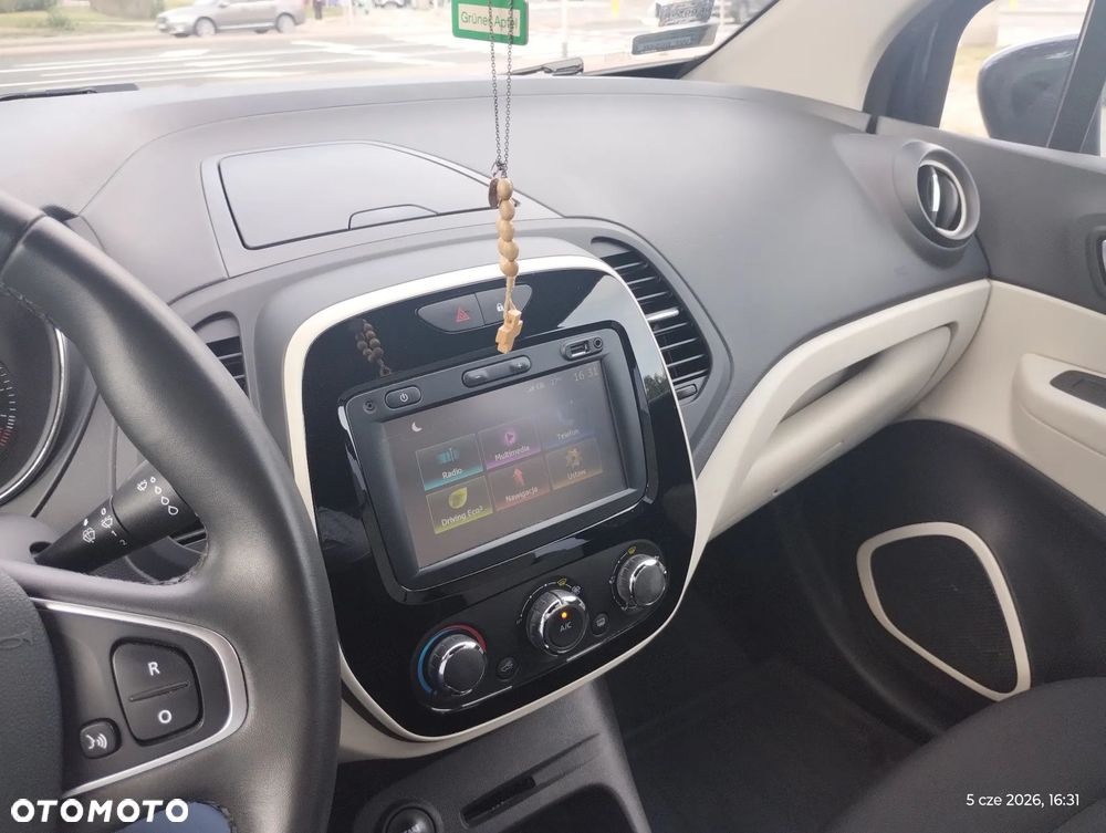 Renault Captur - 15