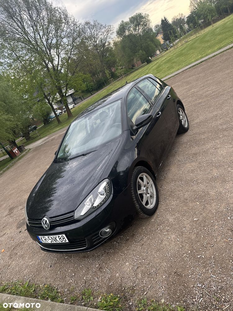 Volkswagen Golf 1.6 TDI Highline DSG - 2