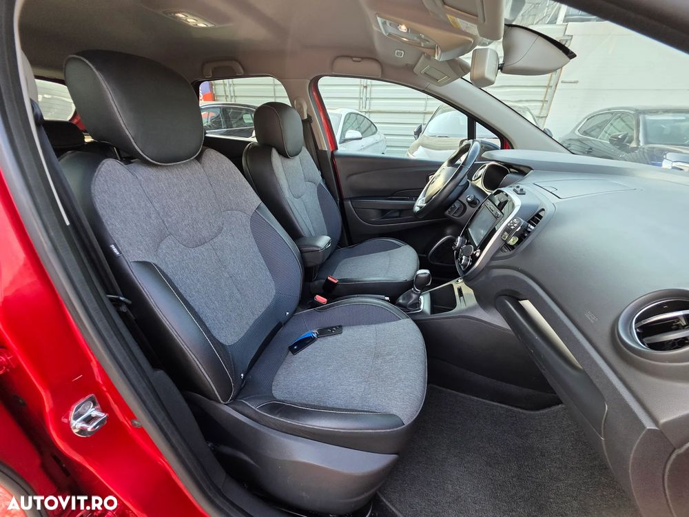Renault Captur TCe 120 EDC Helly Hansen - 16