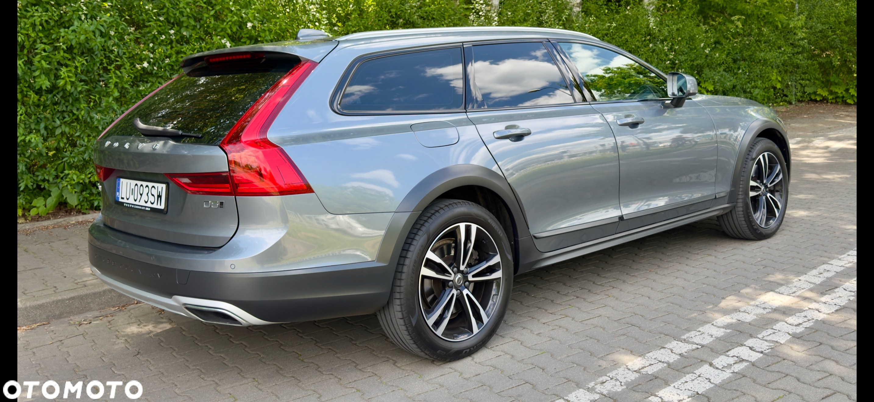 Volvo V90 D5 AWD Geartronic Inscription - 4