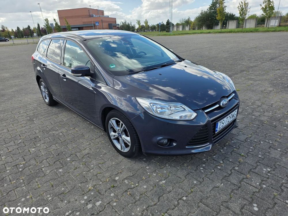 Ford Focus 1.6 TI-VCT Champions Edition - 2