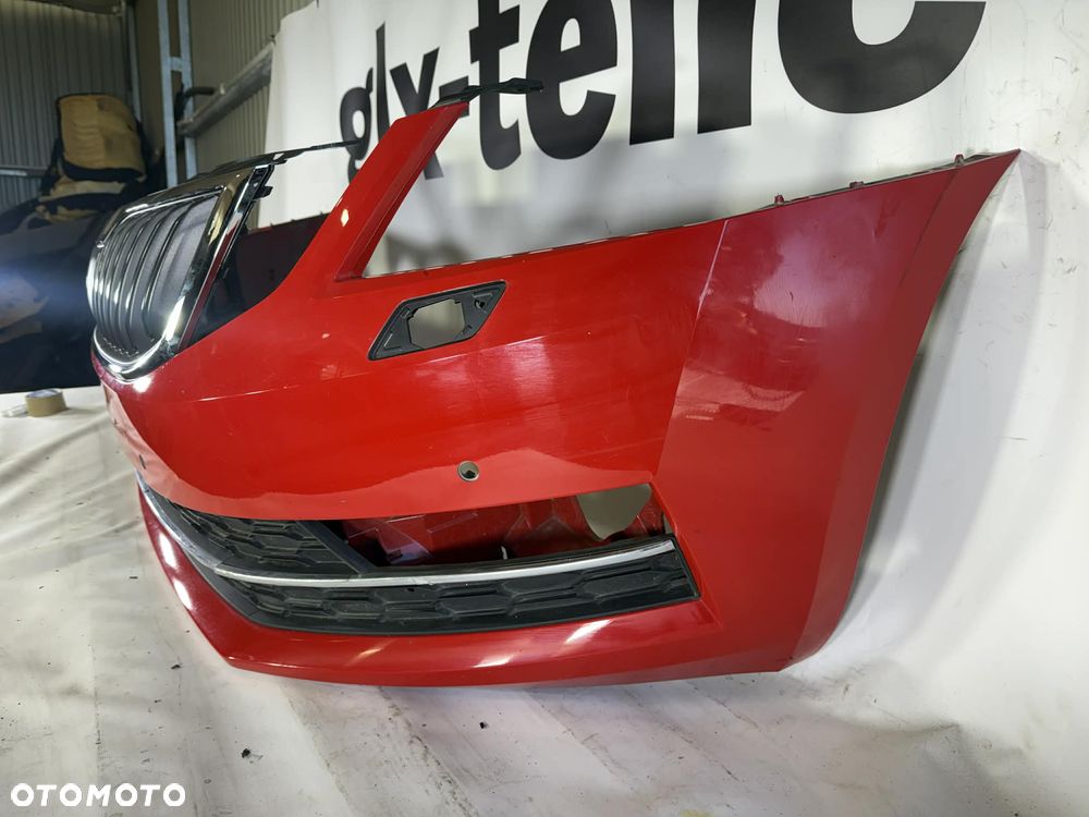 Skoda Octavia III Lift Zderzak Przód Przedni 4xPDC LF3K Sprysk 5E0807221N 16-20 - 3