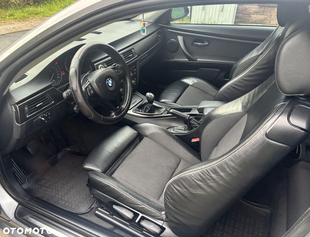 BMW Seria 3 320i - 6
