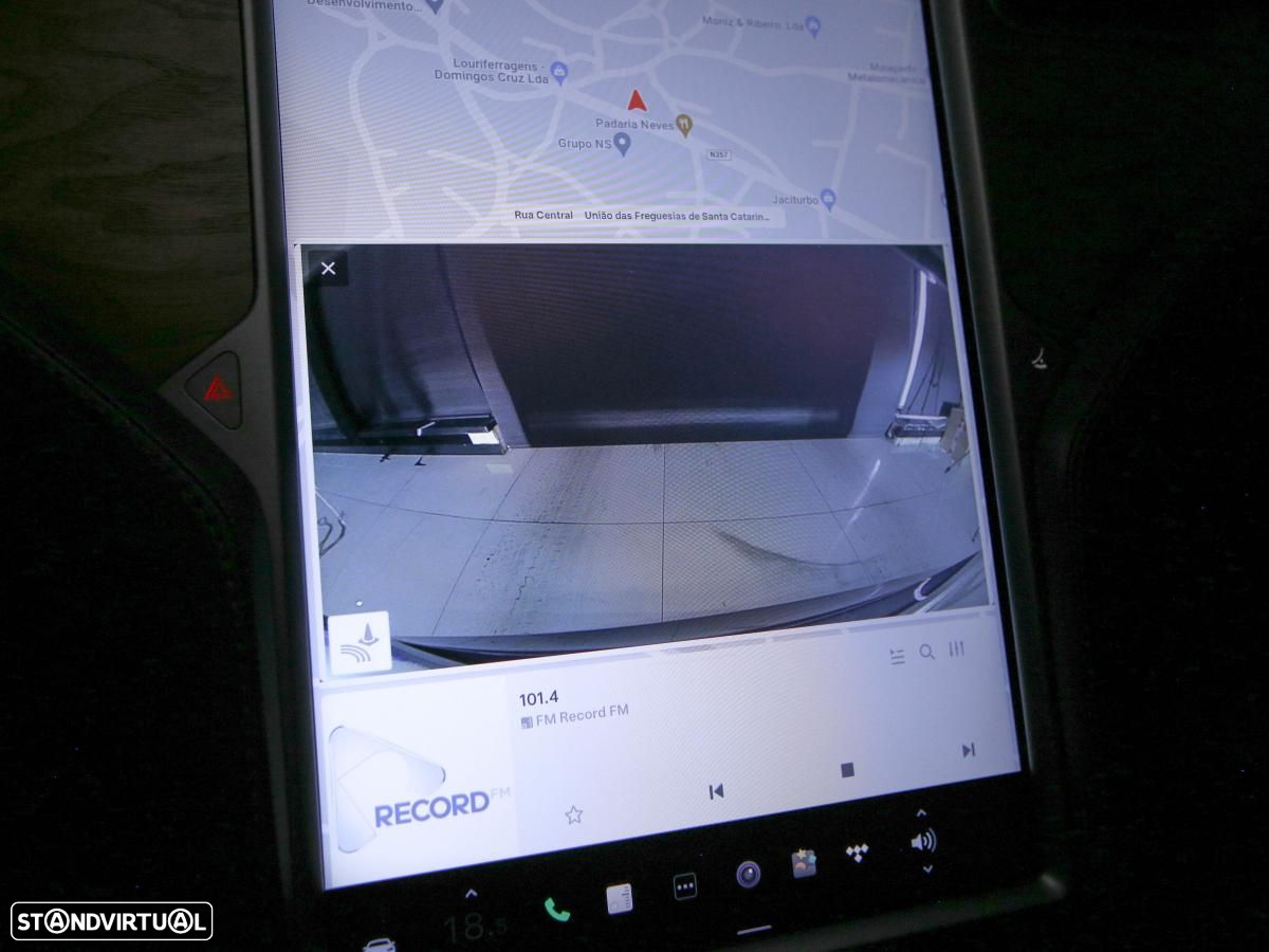 Tesla Model S - 20