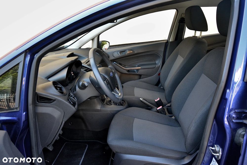 Ford Fiesta 1.25 Ambiente EU5 - 17