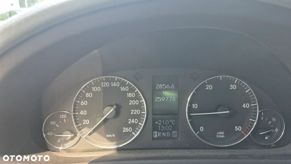 Mercedes-Benz Klasa C 320 CDI 7G-TRONIC Avantgarde - 17