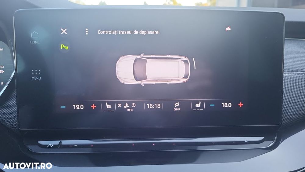 Skoda Octavia Combi 2.0 TDI DSG Style - 11