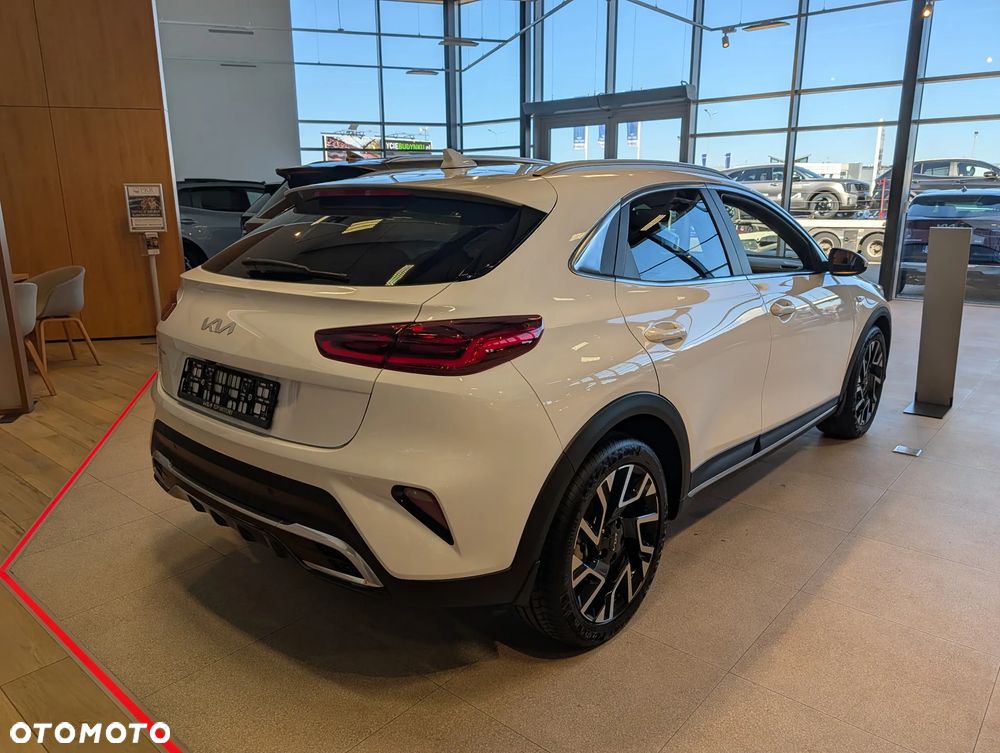 Kia XCeed 1.6 T-GDI M DCT - 3