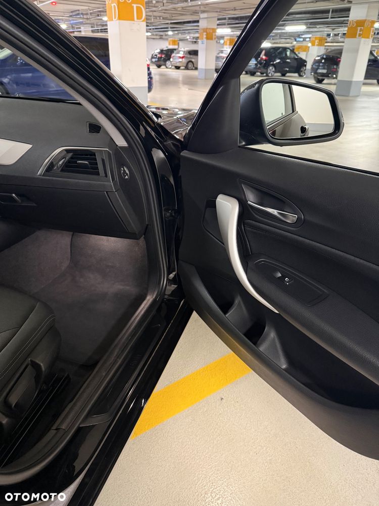 BMW Seria 1 120i Advantage - 8