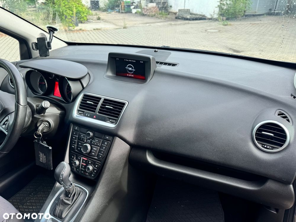Opel Meriva 1.4 T Cosmo - 11