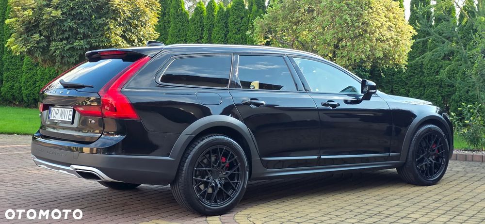 Volvo V90 Cross Country T6 AWD Pro - 30