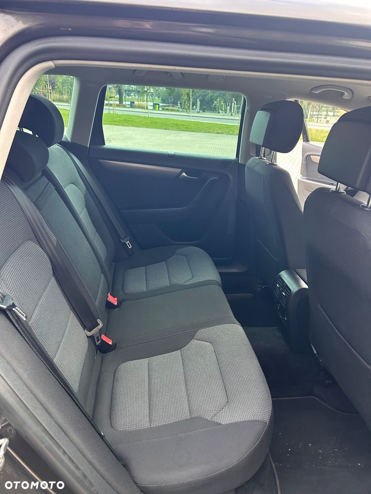 Volkswagen Passat Variant 2.0 TDI BlueMotion Technology Business Edition - 15