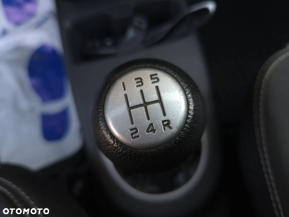 Suzuki SX4 1.6 VVT 4x4 Style - 29