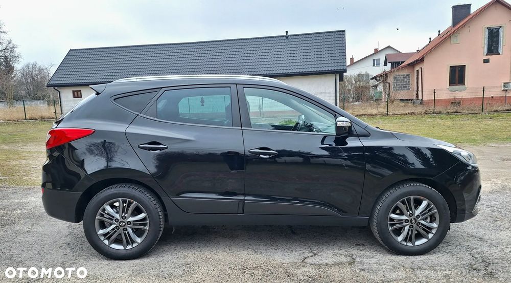 Hyundai ix35 1.6 2WD Fifa World Cup Edition - 10