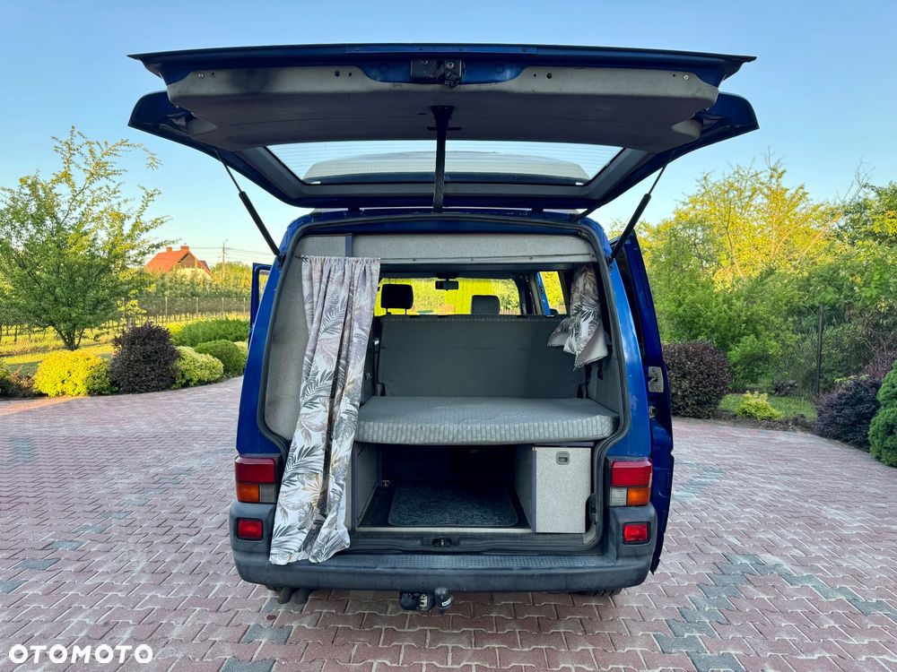Volkswagen Transporter - 8