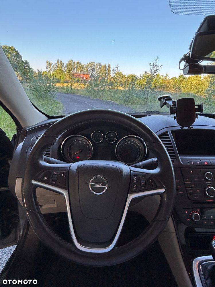 Opel Insignia 1.6 T Cosmo - 10
