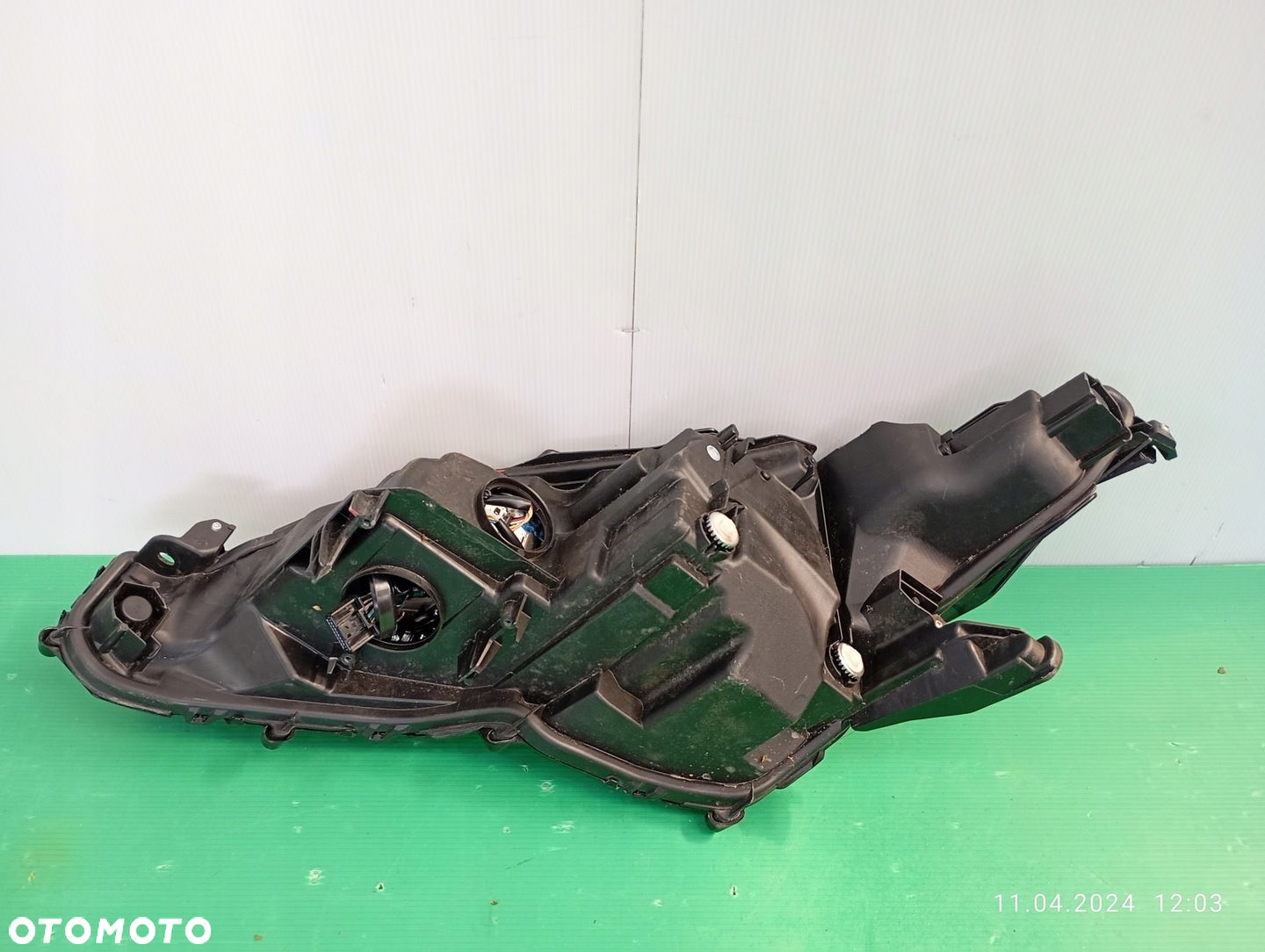 LAMPA PRAWA PRZEDNIA FULL LED TOYOTA CAMRY 8 VIII - 8