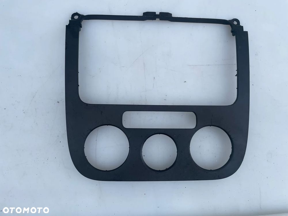 RAMKA KONSOLI DESKI VW GOLF V 1K0858071 - 1