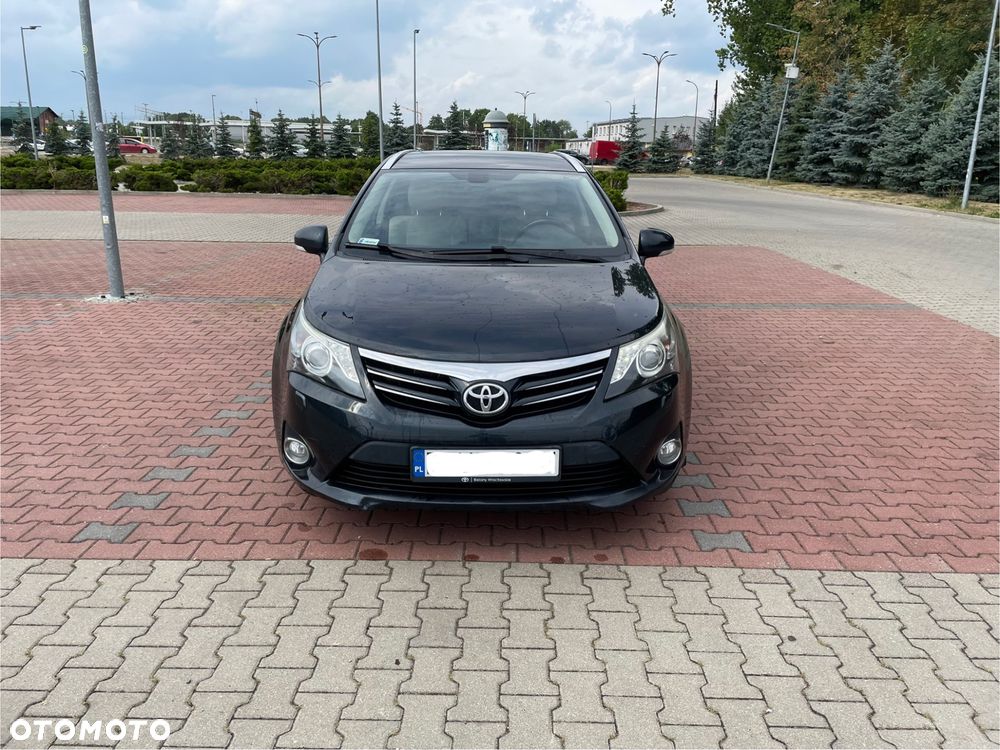 Toyota Avensis 2.0 D-4D Platinium - 11