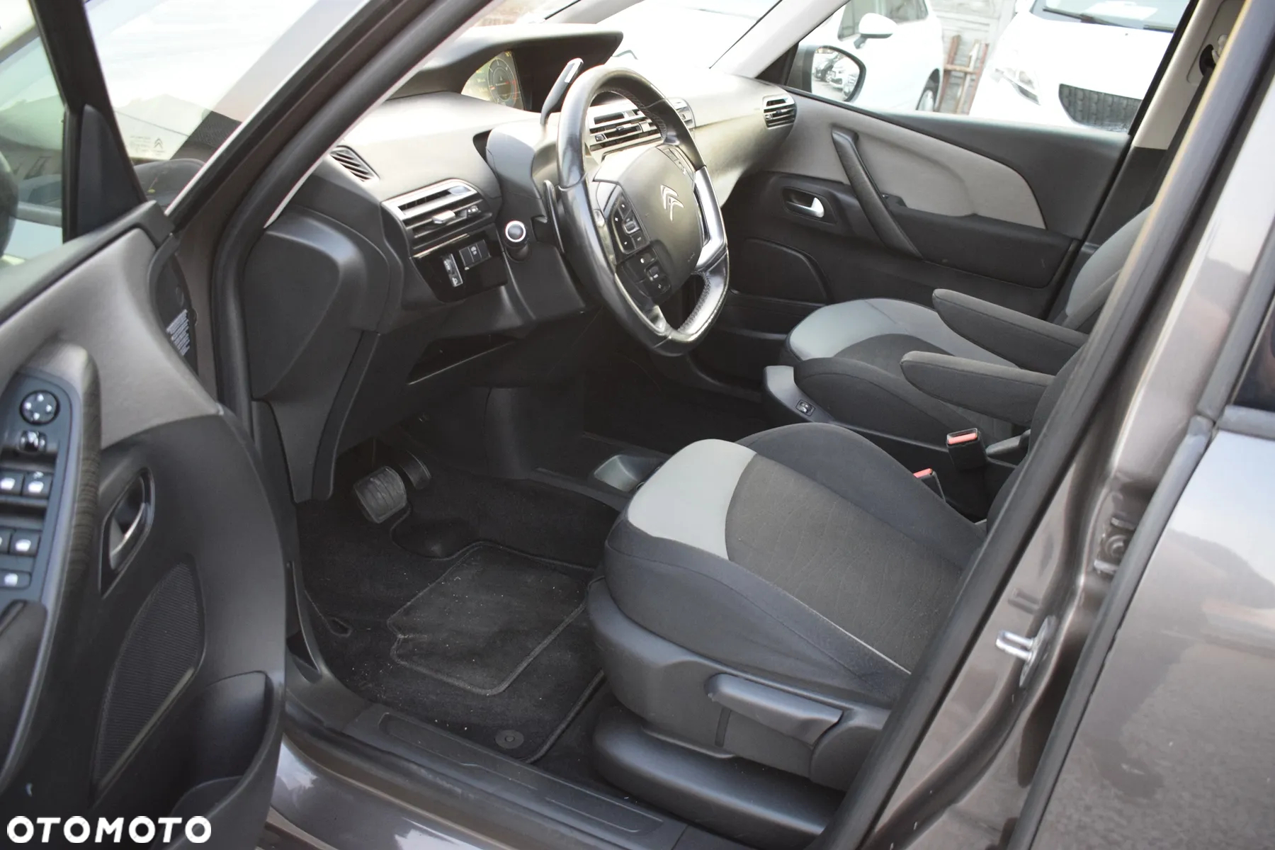Citroën C4 Grand Picasso BlueHDi 150 EAT6 Exclusive - 5